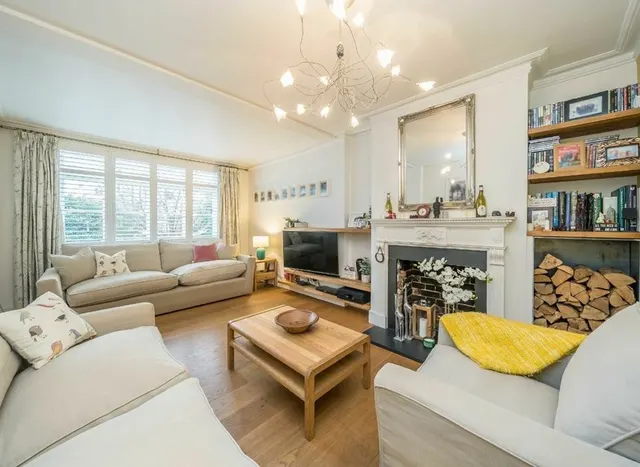 Photo 2 — Halliford Road, Shepperton, TW17