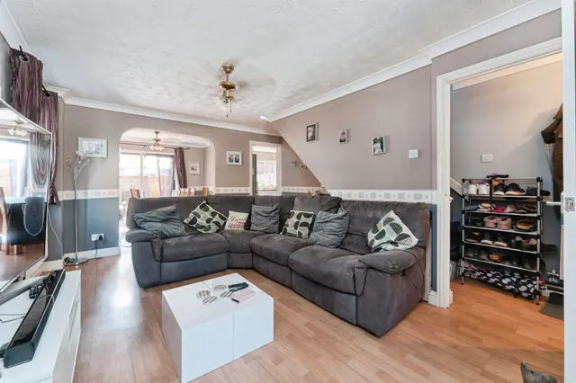 Beech Avenue, Doddington, PE15, photo 3