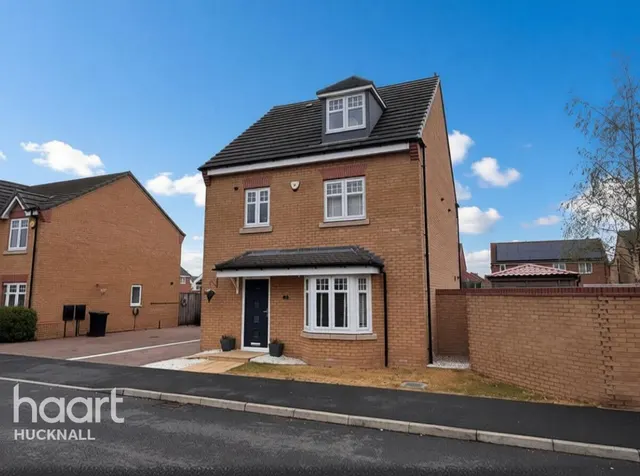 Bellman Close, Nottingham, NG15, photo 1
