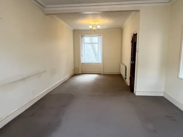 Coldstream Street, Llanelli, SA15, photo 2