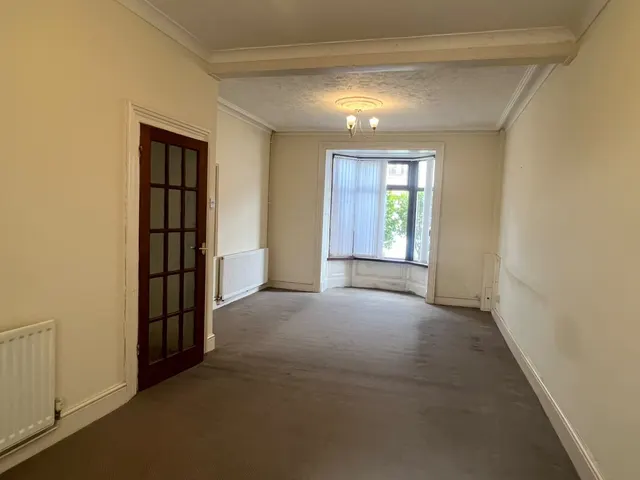 Coldstream Street, Llanelli, SA15, photo 3