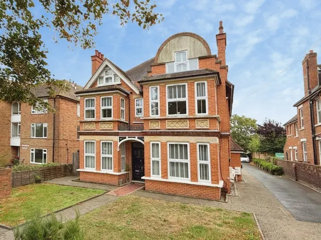 Cherry Garden Avenue, Folkestone, CT19, photo 1