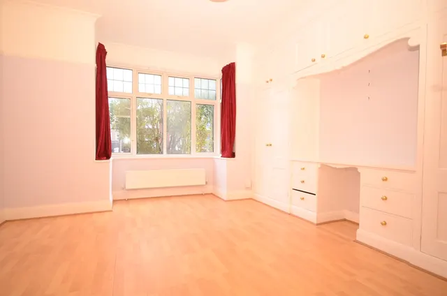 Valencia Road, Worthing, BN11, photo 3