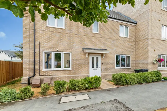 Goodwin Drive, Arlesey, photo 1