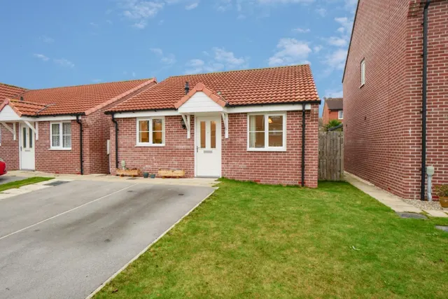 Snowdrop Close, Easingwold, York, photo 1