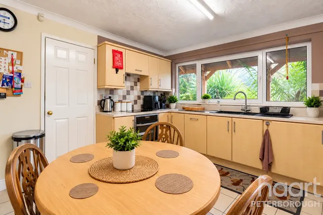 Benwick Road, Peterborough, PE7, photo 2