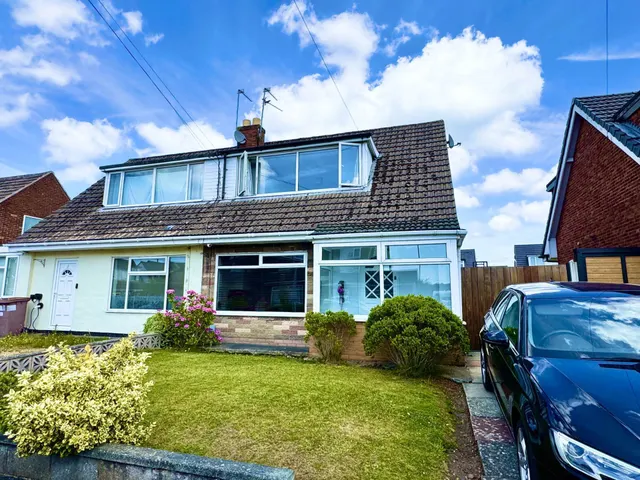 Windermere Drive, Rainford, photo 3