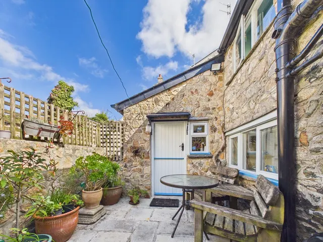 North Street, Marazion, photo 1