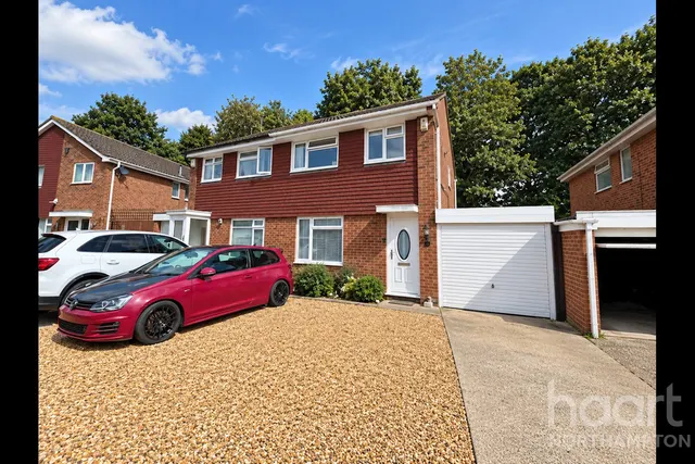 Cowgill Close, Northampton, NN3, photo 2
