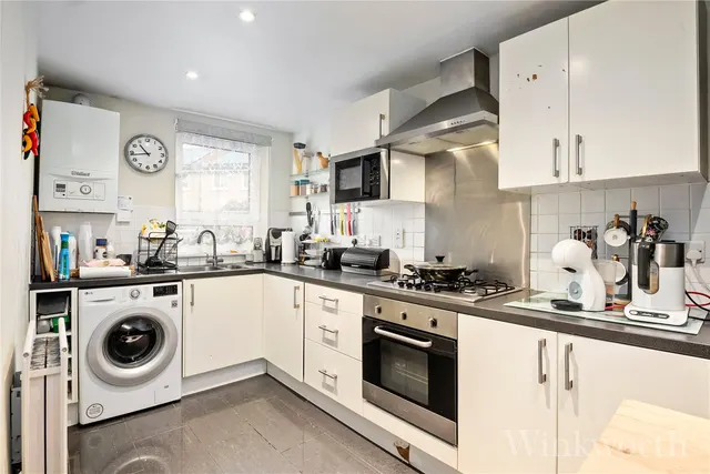 Milton Court Road, London, SE14, photo 3