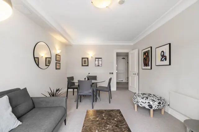 Magnolia Lodge, Kensington Green, W8, photo 3