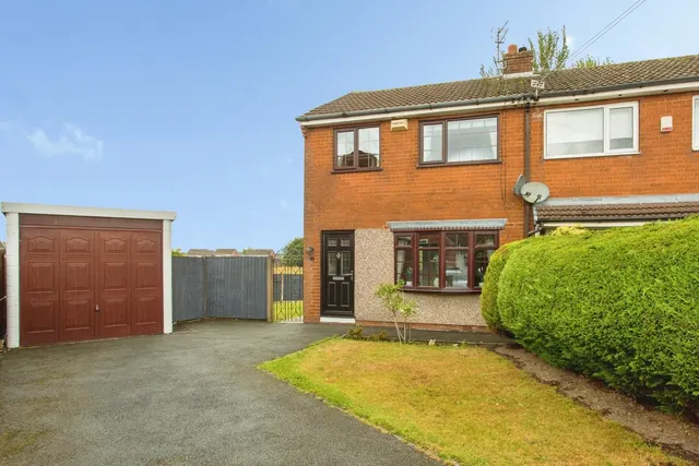 Glendale Avenue, Lostock Hall, Preston, Lancashire, PR5, photo 1