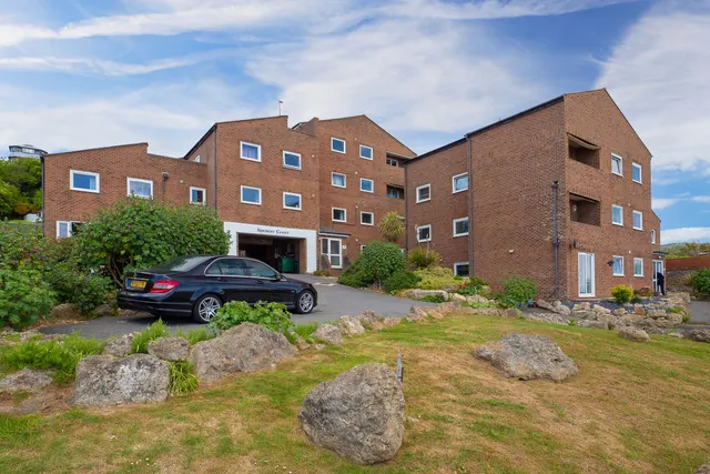 1 bedroom flat, Sandgate Esplanade, Sandgate, CT20