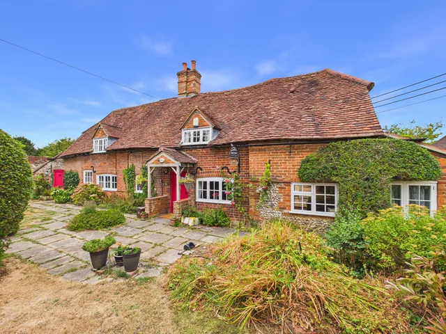Piddington Lane, Wheeler End, HP14, photo 1