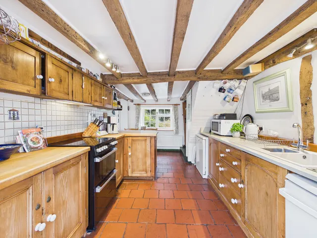 Piddington Lane, Wheeler End, HP14, photo 2