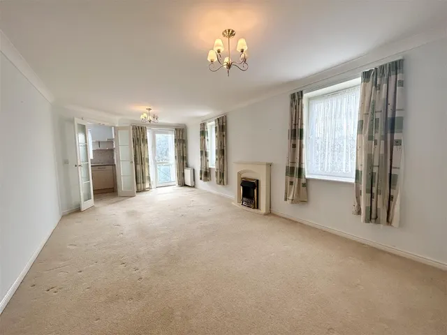 Photo 3 — Harold Road, Margate, Kent CT9 2HN