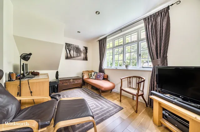 Axford, Basingstoke, RG25, photo 2