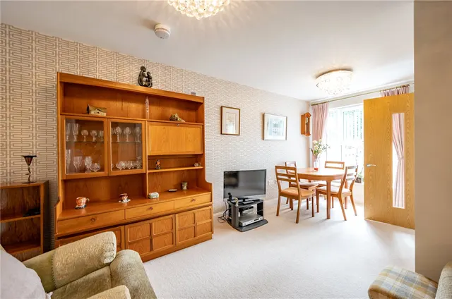 Photo 3 — Clive Road, Redditch, Worcestershire, B97 4AY