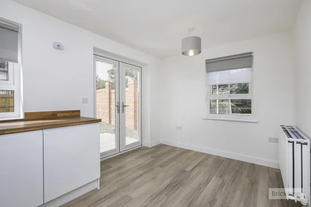 Photo 3 — Tangmere Road, HAILSHAM