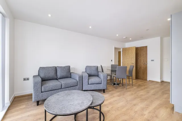 1 Mast Quay London SE18, photo 1