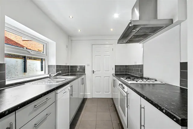 Loscoe Road, Nottingham, NG5, photo 2