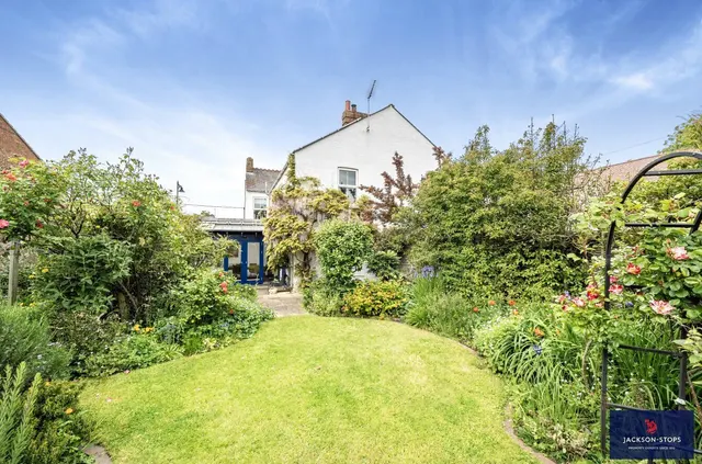 Station Road, Woburn Sands, MK17, photo 2