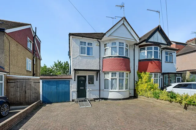 Cambridge Road, North Harrow, HA2, photo 1