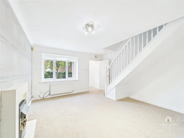 Sandpiper Close, Ryton, NE40, photo 3