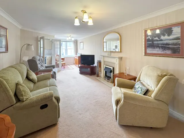 Nelson Court, Glen View, DA12, photo 2