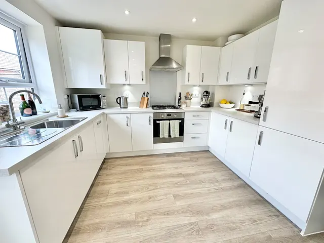 Bull Lane, Chippenham, SN15, photo 2