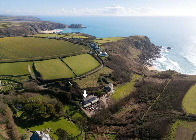 Porthcurno, Penzance, TR19, photo 1