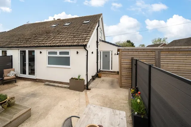 Lincoln Grove, Liversedge, WF15, photo 3