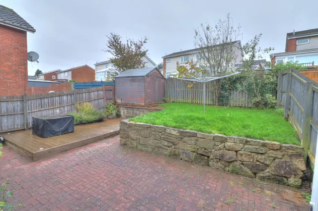 St. Columba Drive, Glasgow, G66, photo 3