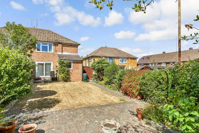Meadow Walk, Snodland, ME6, photo 2
