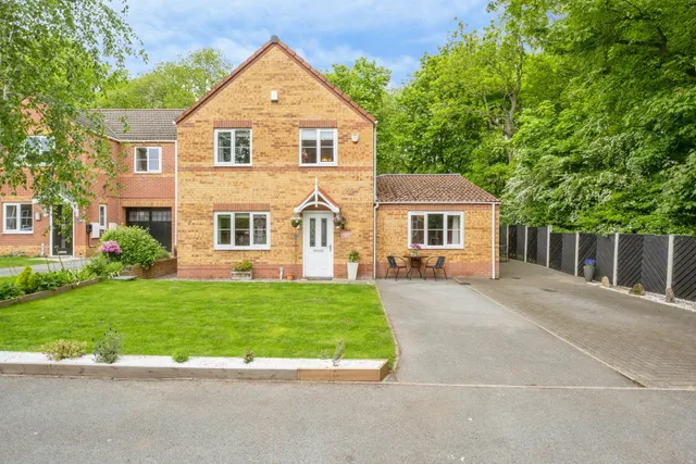 Pearwood Close, Rotherham, S63, photo 1