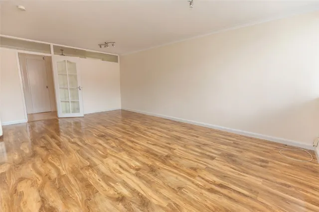 Southfield Road, Bristol, BS9, photo 3