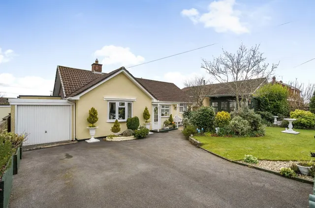 Cricket Close, Chulmleigh, EX18
