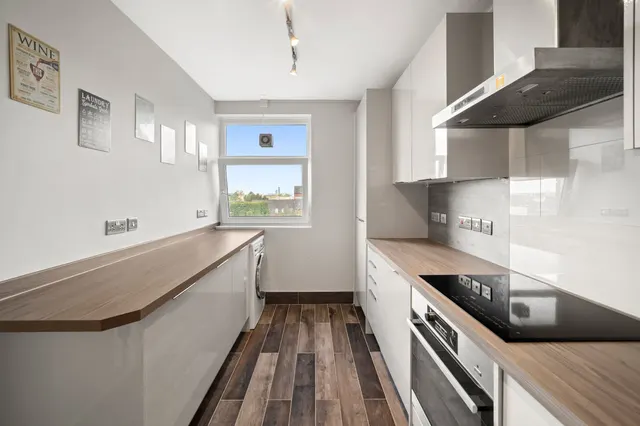 Holyport Road, London, SW6, photo 2
