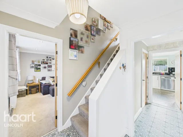 Rudgard Avenue, Cherry Willingham, LN3, photo 2