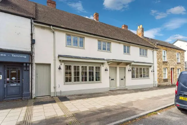 Corn Street, Witney, Oxfordshire, OX28 6AS, photo 1