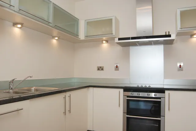 Photo 2 — Flat 110 Discovery Dock Apartments West, 2 South Quay Square, London