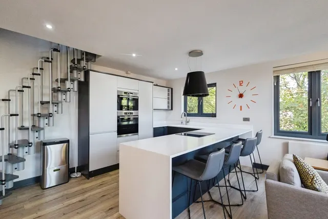 Larke Rise, Didsbury, M20, photo 2
