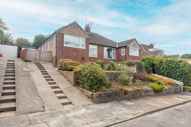 Spring Park Road, Wilsden, BD15, photo 1