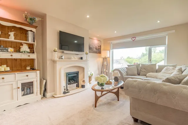 Spring Park Road, Wilsden, BD15, photo 3