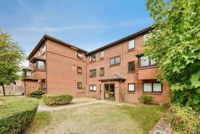 Stevenage Road, Hitchin, photo 1
