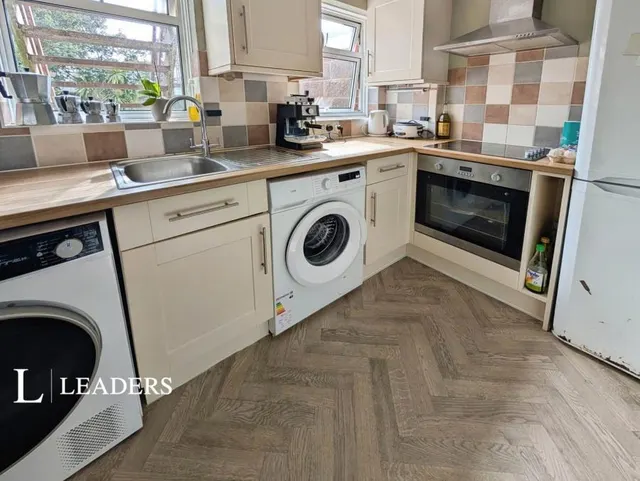 Bath Road, Worthing, BN11, photo 3