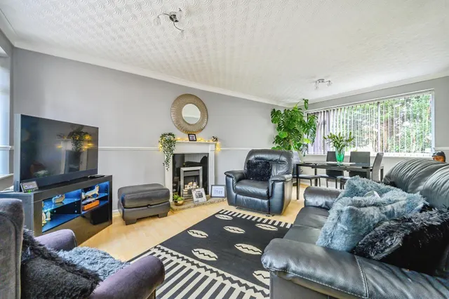 Primrose Walk, Morley, LS27, photo 3