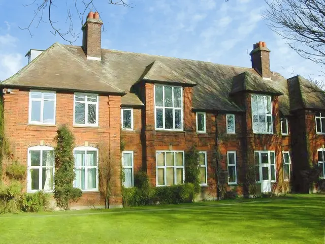 Harvey Goodwin Gardens, Cambridge, CB4