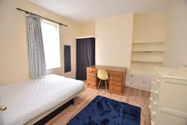 St. Pauls Street North, Cheltenham, GL50 4AQ, photo 1