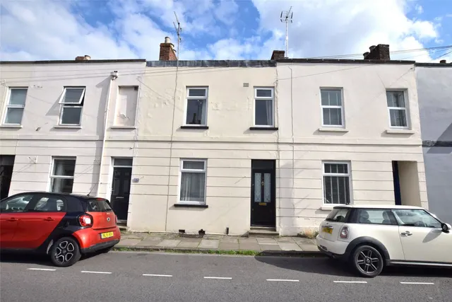 Photo 3 — St. Pauls Street North, Cheltenham, GL50 4AQ